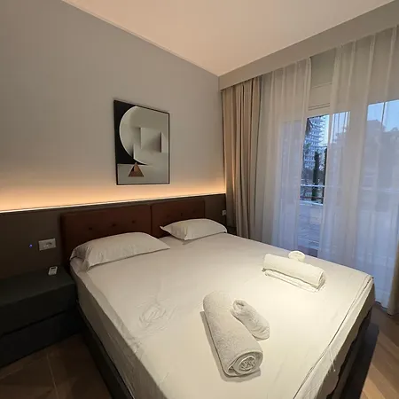 Hermanos Apartmán Shëngjin