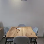 Hermanos Lägenhet
